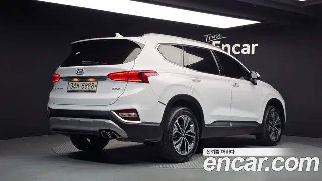 Hyundai Santa Fe 2018 thumb 2
