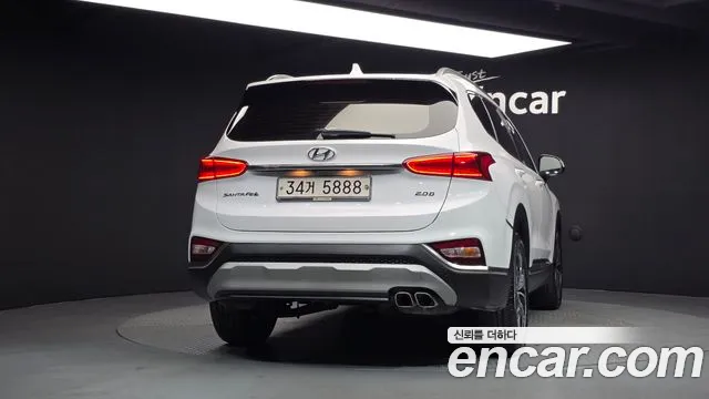 Hyundai Santa Fe 2018 thumb 4