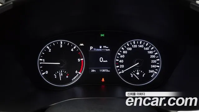 Hyundai Santa Fe 2018 thumb 8