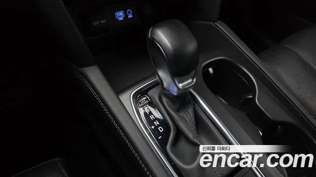 Hyundai Santa Fe 2018 thumb 9