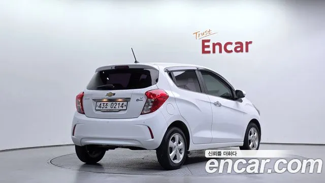 ChevroletGMDaewoo Spark 2016 thumb 2