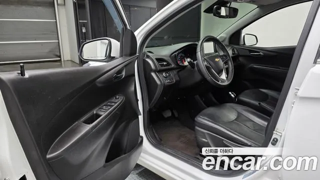 ChevroletGMDaewoo Spark 2016 thumb 10