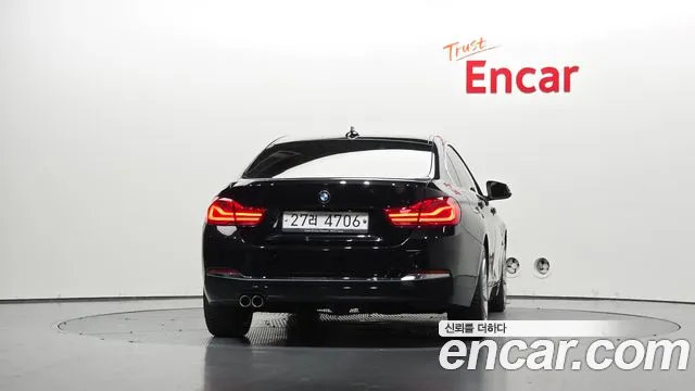 BMW 4-Series 2018 thumb 4