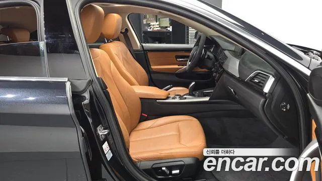 BMW 4-Series 2018 thumb 11