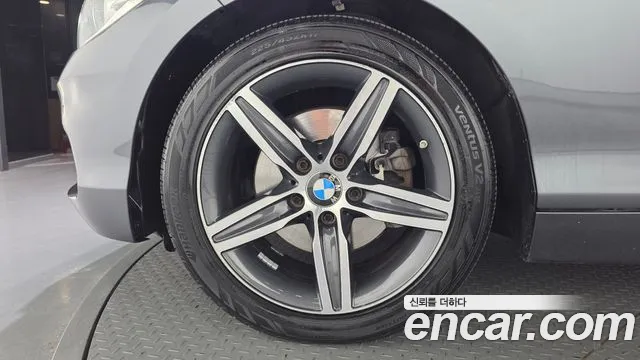 BMW 1-Series 2017 thumb 5