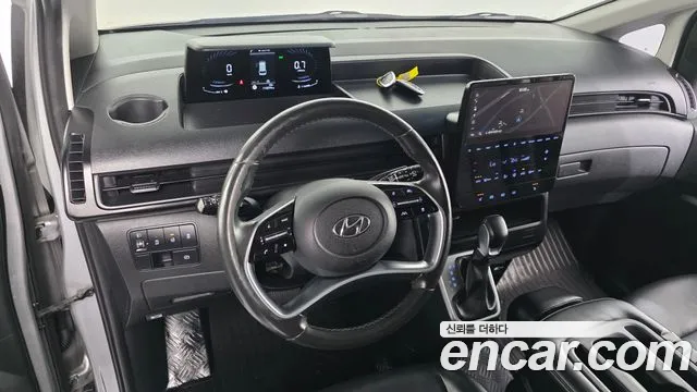Hyundai Staria 2021 thumb 7