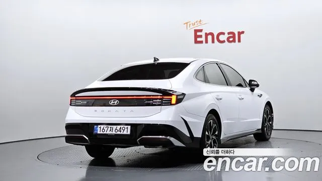 Hyundai Sonata 2025 thumb 2