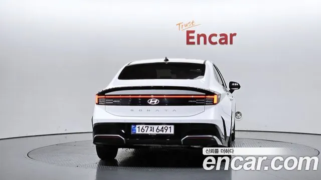 Hyundai Sonata 2025 thumb 4
