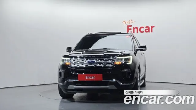 Ford Explorer 2019 thumb 3
