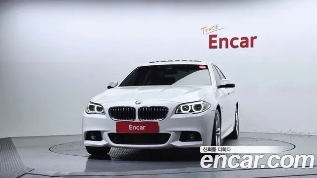 BMW 5-Series 2016 thumb 3