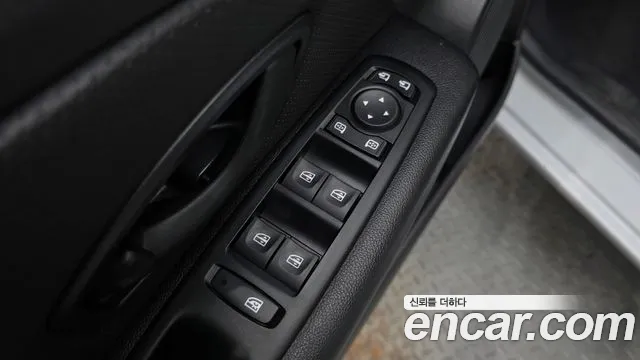 Renault-KoreaSamsung Fluence 2019 thumb 12