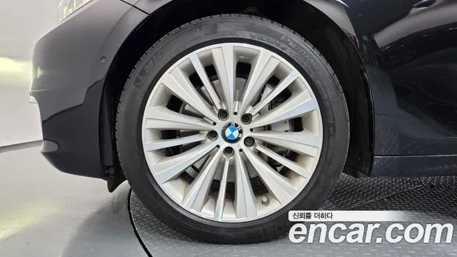 BMW Gran Turismo 2016 thumb 5