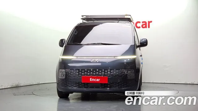 Hyundai Staria 2021 thumb 2