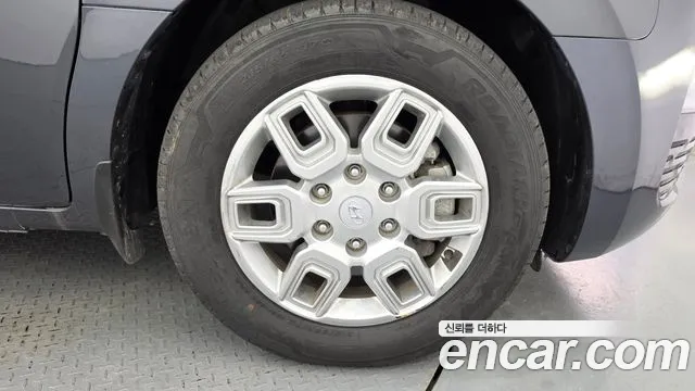 Hyundai Staria 2021 thumb 4