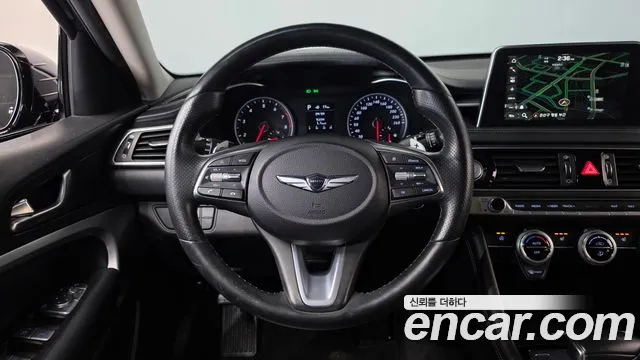 Genesis G70 2018 thumb 12