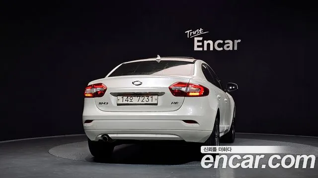 Renault-KoreaSamsung Fluence 2014 thumb 4