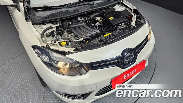 Renault-KoreaSamsung Fluence 2014 thumb 6