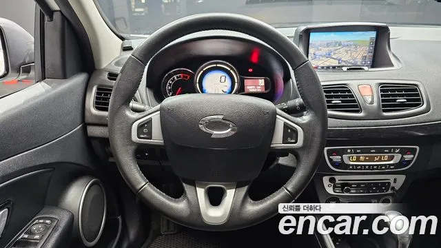 Renault-KoreaSamsung Fluence 2014 thumb 12