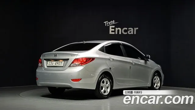 Hyundai Accent 2014 thumb 2