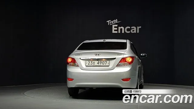 Hyundai Accent 2014 thumb 4