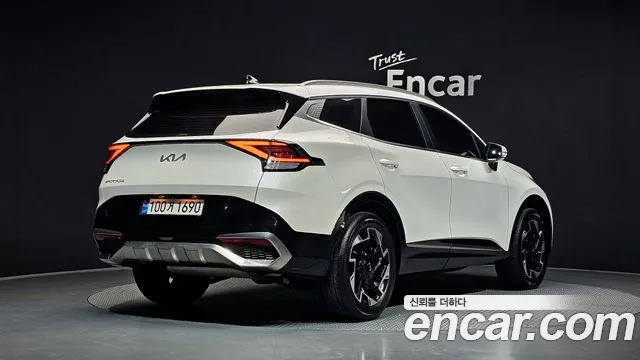 Kia Sportage 2022 thumb 2