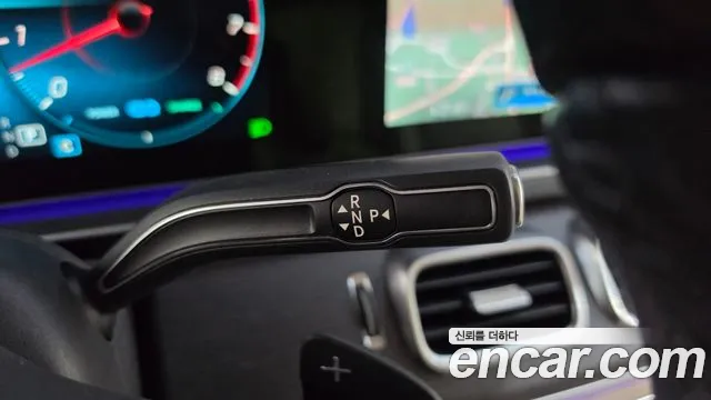 Mercedes-Benz GLS 2020 thumb 9