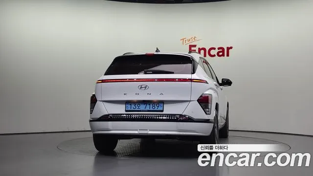 Hyundai Kona 2025 thumb 4
