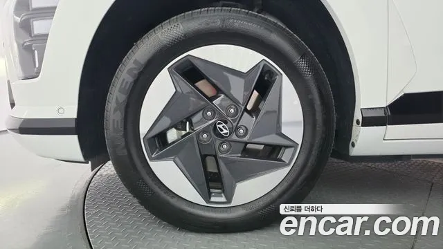 Hyundai Kona 2025 thumb 5