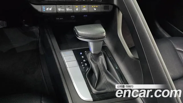 Hyundai Avante 2021 thumb 9