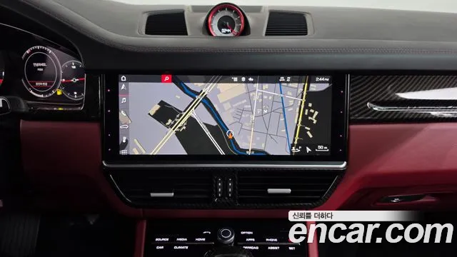 Porsche Cayenne 2020 thumb 12