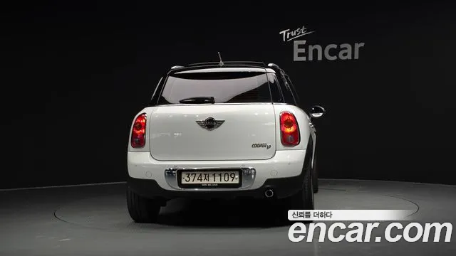 MINI Countryman 2013 thumb 4