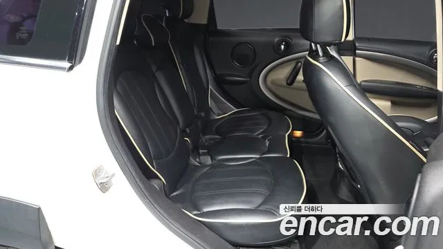 MINI Countryman 2013 thumb 12