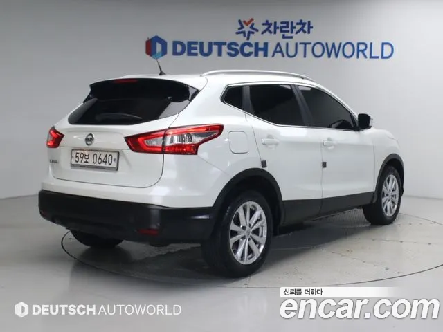 Nissan Qashqai 2016 thumb 2
