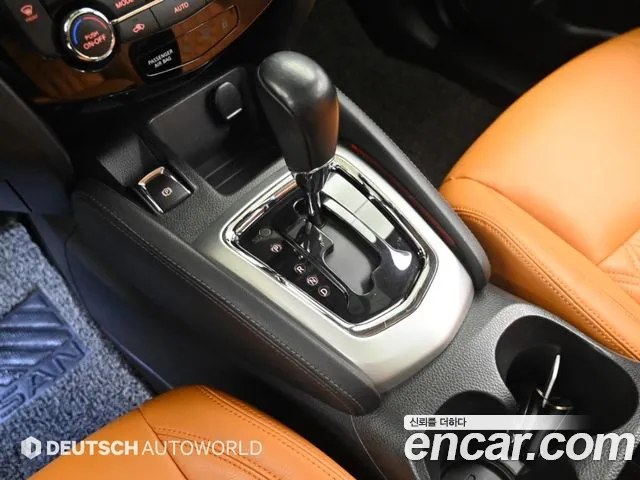 Nissan Qashqai 2016 thumb 9