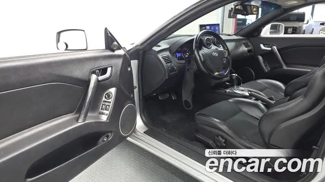 Hyundai Tuscani 2007 thumb 10
