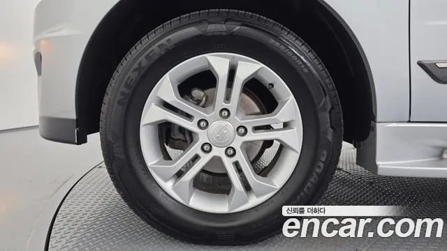KG_Mobility_Ssangyong KORANDO 2013 thumb 5
