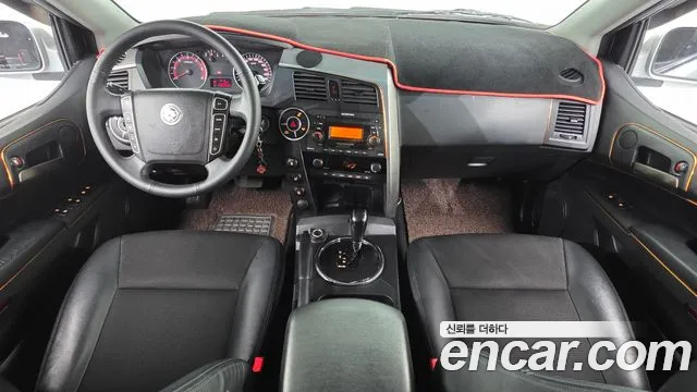 KG_Mobility_Ssangyong KORANDO 2013 thumb 7