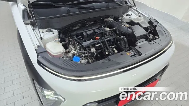 Hyundai Kona 2023 thumb 6