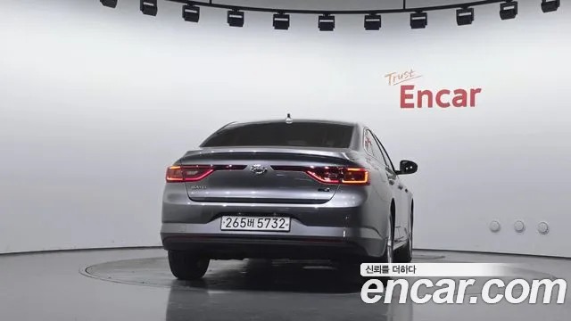 Renault-KoreaSamsung Megane 2020 thumb 4
