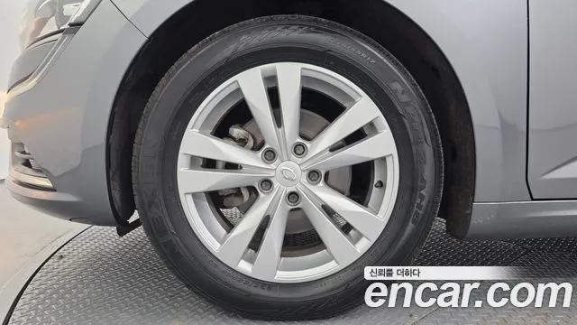 Renault-KoreaSamsung Megane 2020 thumb 5