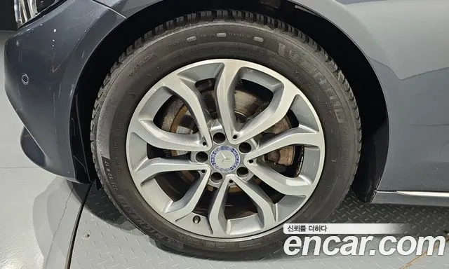 Mercedes-Benz C-Класс 2016 thumb 4