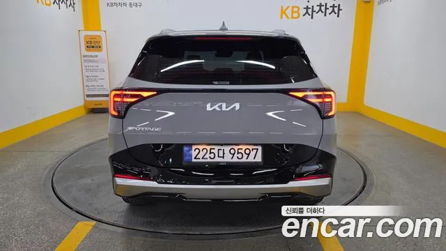 Kia Sportage 2025 thumb 4