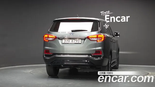 KG_Mobility_Ssangyong Rexton 2018 thumb 4