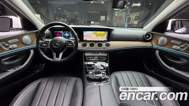 Mercedes-Benz E-Класс 2020 thumb 7