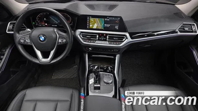 BMW 3-Series 2019 thumb 7