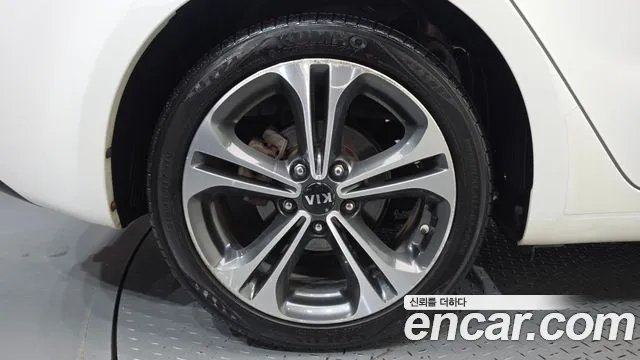 Kia K3 2013 thumb 5