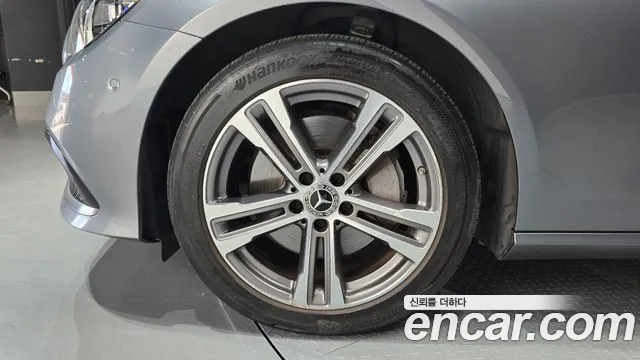 Mercedes-Benz E-Класс 2021 thumb 5