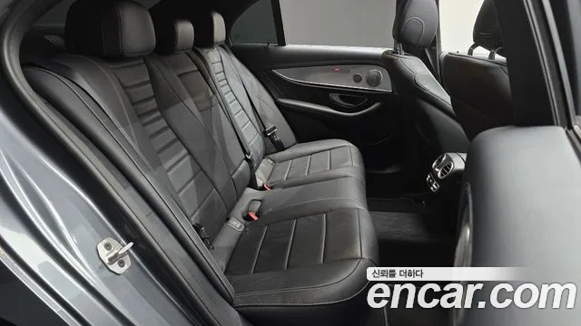 Mercedes-Benz E-Класс 2021 thumb 11