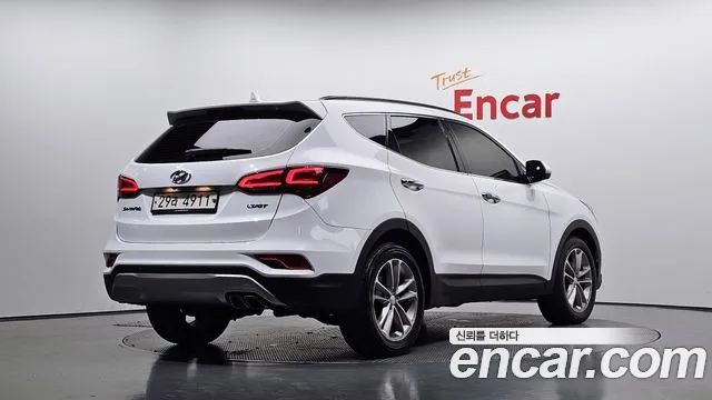 Hyundai Santa Fe 2017 thumb 2