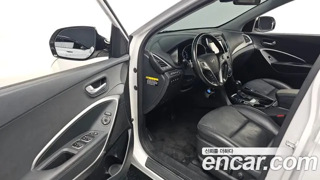 Hyundai Santa Fe 2017 thumb 10